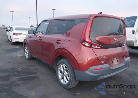 2021 Kia Soul S z USA, uszkodzony, nr VIN KNDJ23AU2M7754113